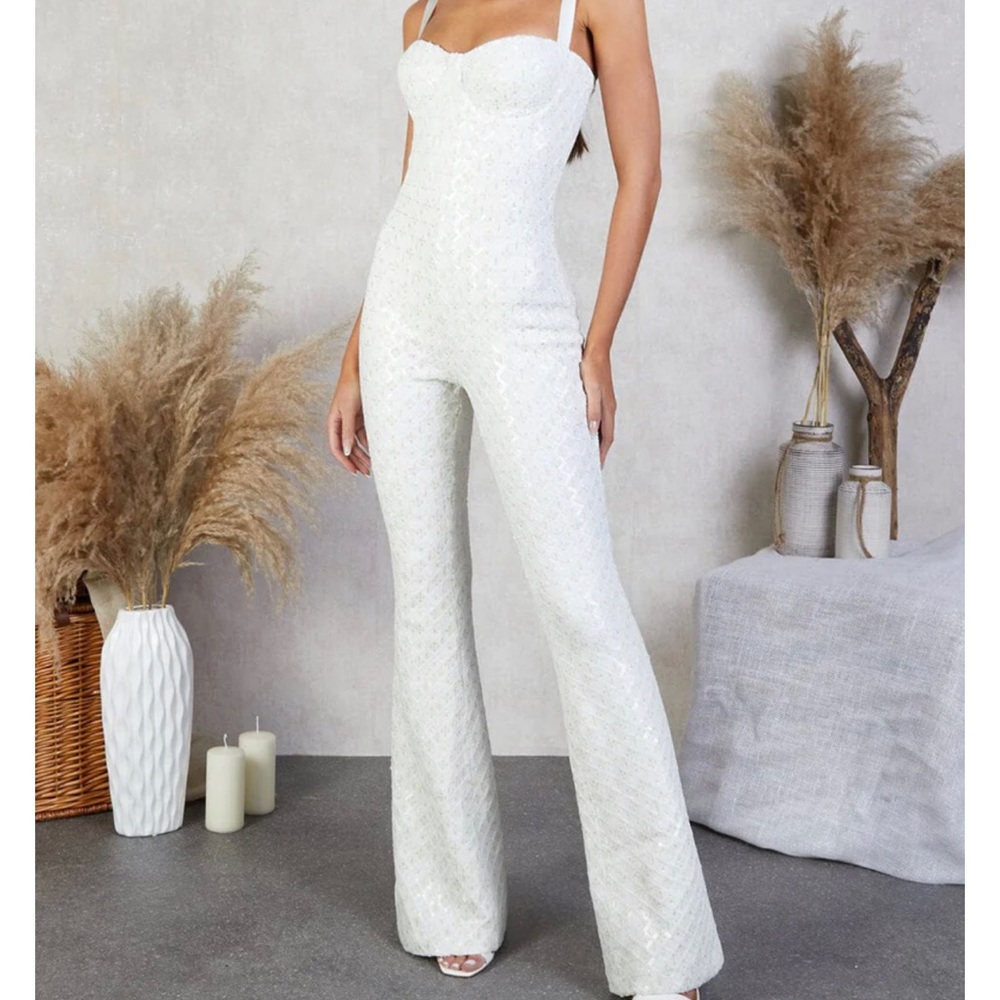 HAILEY WHITE JUMPSUIT- size S/M